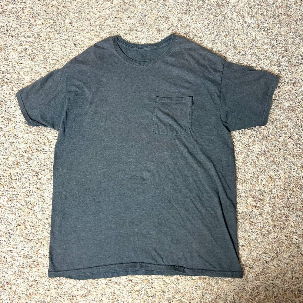 Fruit of the Loom T Shirt Men's Large L/G Dark Gray Crew Neck Pocket
